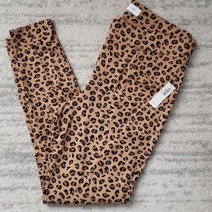 Old navy stevie point leopard pants